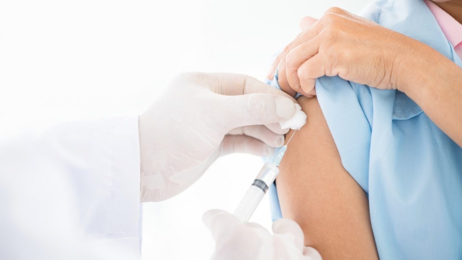 BIOMEDICA CRO team is ready to provide you with high-quality human biospecimens and associated data from both hospitalized patients with confirmed COVID infection and healthy individuals.